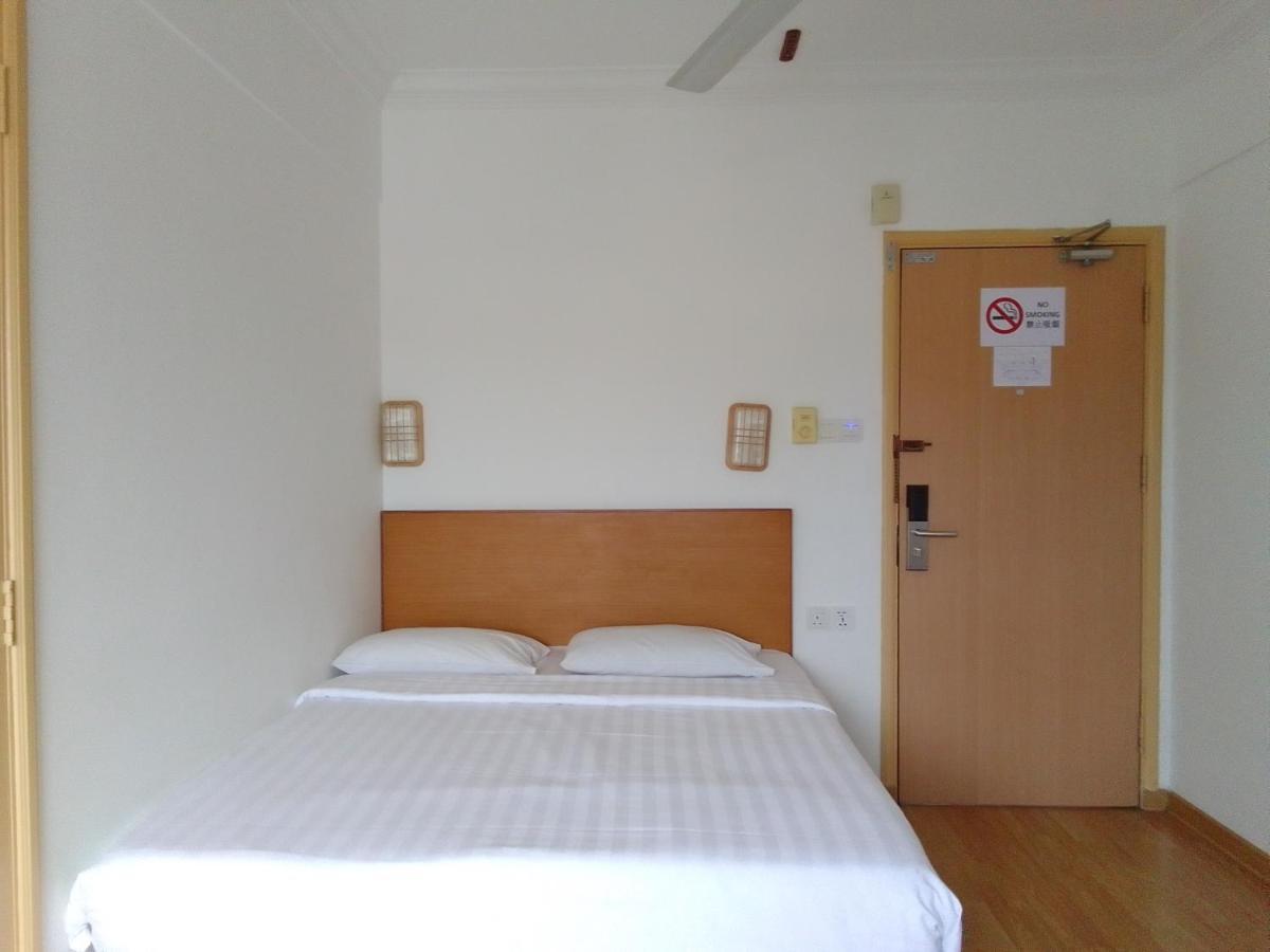 Hotel Super Oyo 90464 Borneo 2*