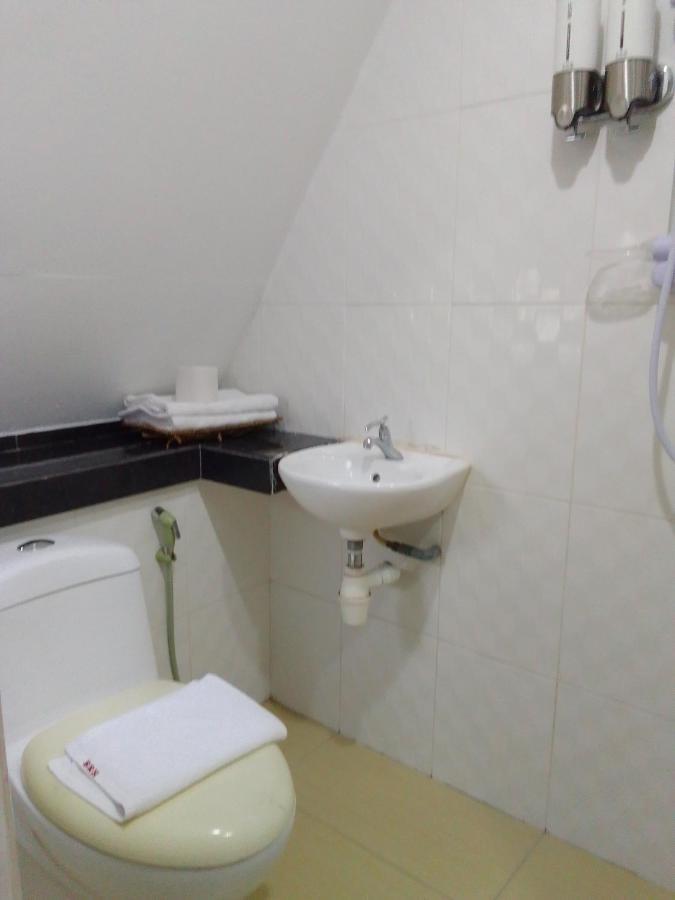 Super Oyo 90464 Borneo 2*