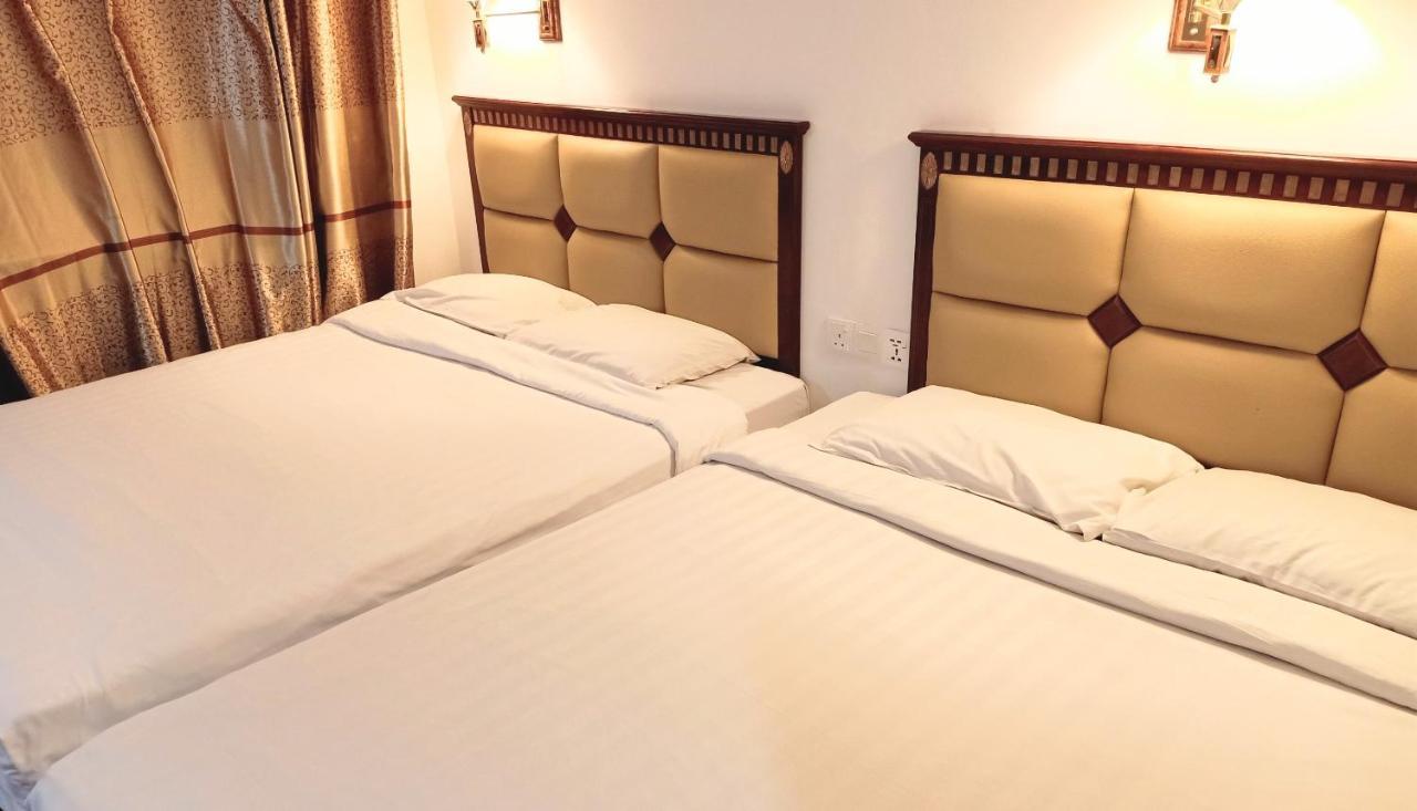 Borneo Hotel 2*