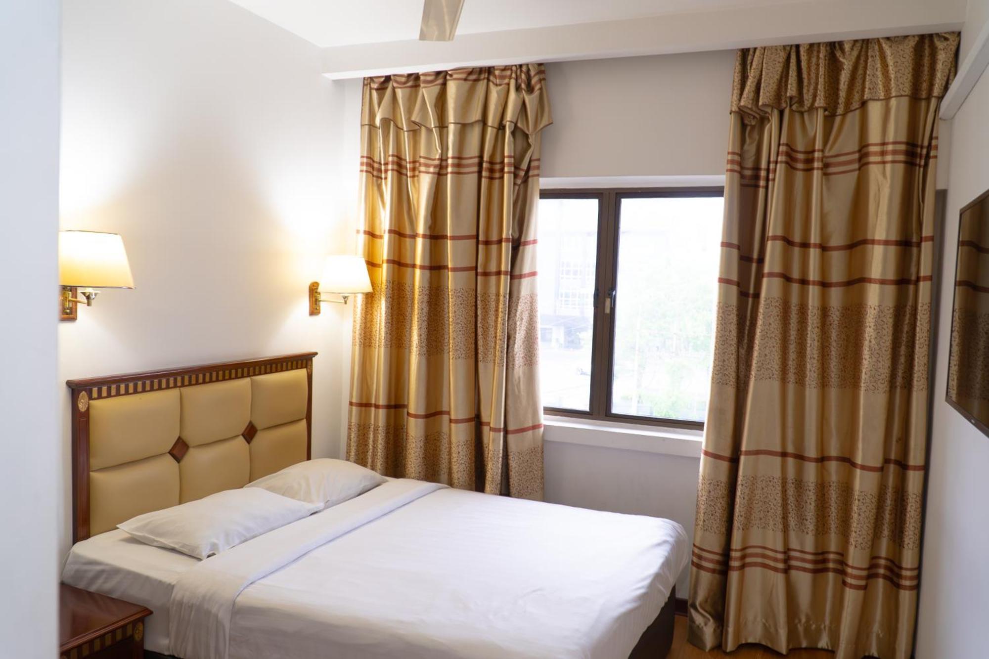 Hotel Borneo